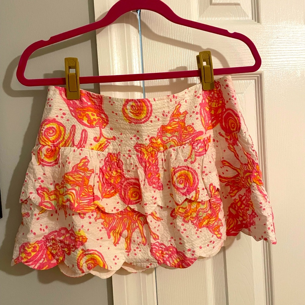 Super fun Lilly Pulitzer skirt!!